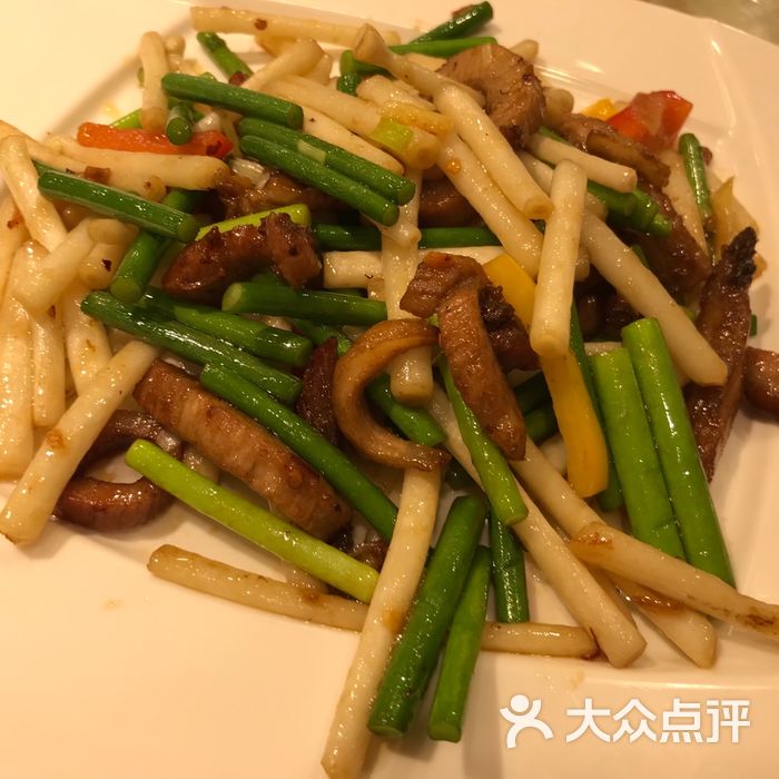 竹溪家宴酒家花生芽炒猪颈肉图片-北京粤菜馆-大众点评网
