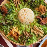 终于吃到了心心念念的手抓饭!来丽江古城一定要去