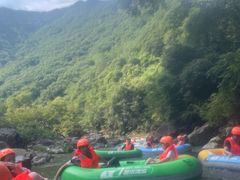 -雅鲁激流探险漂流