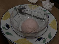 草莓味冰淇淋-萨莉亚意式餐厅(天河城购物中心店)