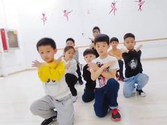 -快乐琴弦音乐舞蹈艺术教育中心(马连道校区)