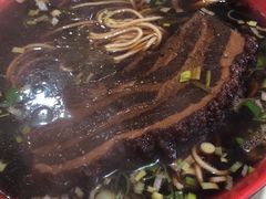 -小龙大肉面馆