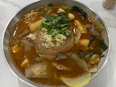 -臻香东北老式麻辣烫