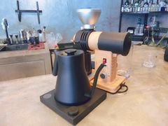 -BE NORMAL CAFE(霞溪路店)