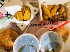 -麦当劳(展览路店)