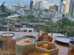 -包整·丝娃娃(一览甲秀楼风景店)