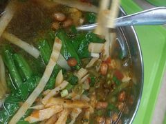 酸辣笋米粉-卓雅桂林米粉