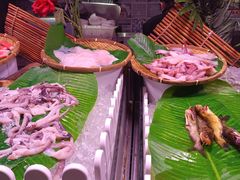 -领鲜活海鲜榴莲自助火锅(东门店)