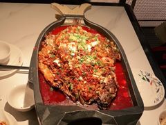 -江边城外烤全鱼(世茂广场店)