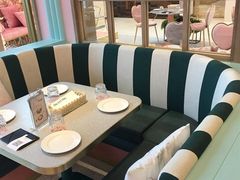 -Dazzling Cafe 蜜糖吐司专卖店
