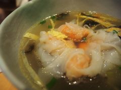 鱼籽鲜虾小馄饨-陈家生煎(世茂双子塔店)