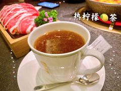 热柠檬茶-湊湊火锅·茶憩(打浦桥日月光店)
