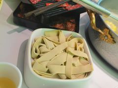 -花田里捞牛火锅(天润店)