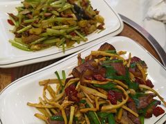 -钟记陕南菜·煎锅鱼(红专南路店)