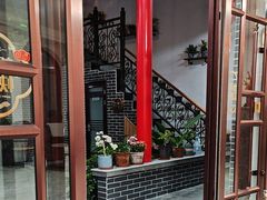 -微山岛春天里酒家