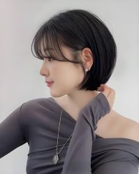 -米娜护肤造型