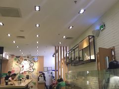 大堂-吉祥馄饨(虹桥火车站店)