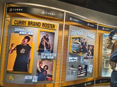 -UNDER ARMOUR(淮海755店)