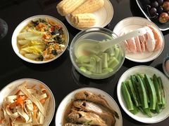 -爱的果实月嫂育婴师(世纪东方店)
