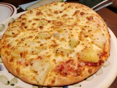 榴莲水果双拼披萨-萨莉亚意式餐厅(苏州泉屋店)