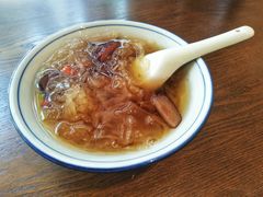银耳糖水-喜喜水饺