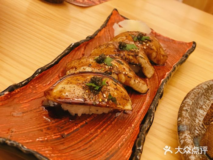 鮨匠·割烹料理(外滩店)鹅肝寿司图片