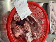 -标记美食新鲜猪杂(兴南大道店)