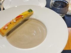 奶油蘑菇浓汤-鼎鼎西餐厅