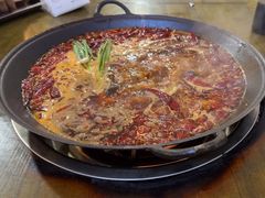-黄潇洒老火锅(九眼桥宏济巷店)