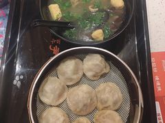 -百年尹氏汤包(环球美食荟店)