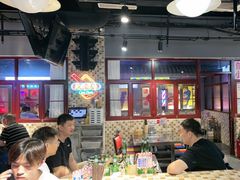 -马路牙子烧烤音乐酒馆(望京店)