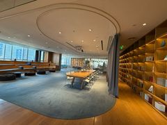 -蔚来中心(北京中关村店)