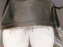 -爱革·洗衣改衣·洗鞋修鞋·洗包修包·奢侈品护理(宝地广场店)