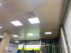 -春雨羊汤店(广开四马路总店)