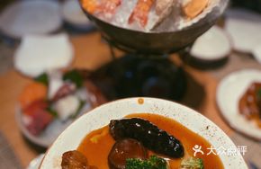 Braised Goose Feet with Sea Cucumber in Abalone Sauce