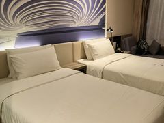 -长沙晚报大道亚朵酒店