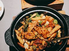 -得意啫·广东啫啫煲(前海HOP店)