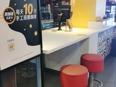 -麦当劳(外高桥DT店)