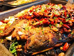 -鸣记脆皮烤鱼·海鲜烤鱼(三八广场店)