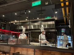 大堂-四季民福烤鸭店(西单华威约饭街店)