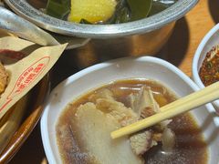 -怪噜范·老贵阳街头名小吃(鸿通城店)