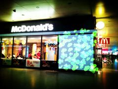 门面-麦当劳(武昌火车站店)