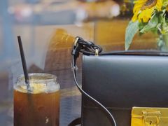 -red donkey coffee