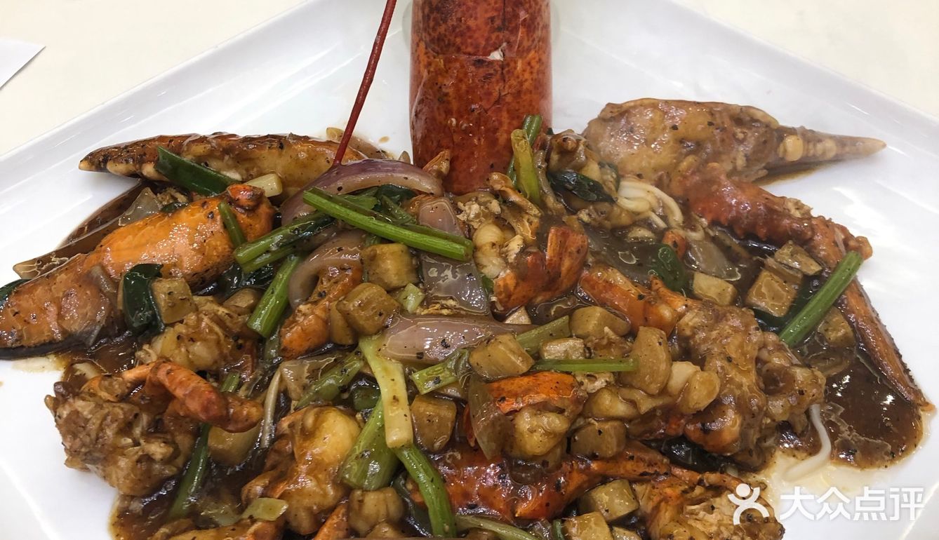 最近的一家离家就一站地铁路程，蹭蹭蹭就到啦