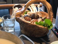 -捞王锅物料理(上海世茂广场店)