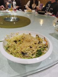 -鑫淼餐饮娱乐中心(江东街店)