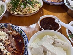 -赵姐猪耳朵饭店