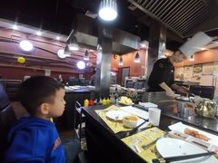 -利昂法式铁板主题餐厅(新奥购物中心店)