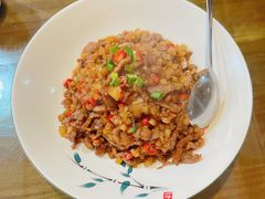 酸萝卜炒牛肉-祥云精致湘菜馆(东1时区店)