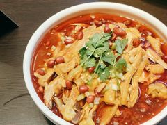 -川流不息·地道川菜·小龙虾(松东路店)